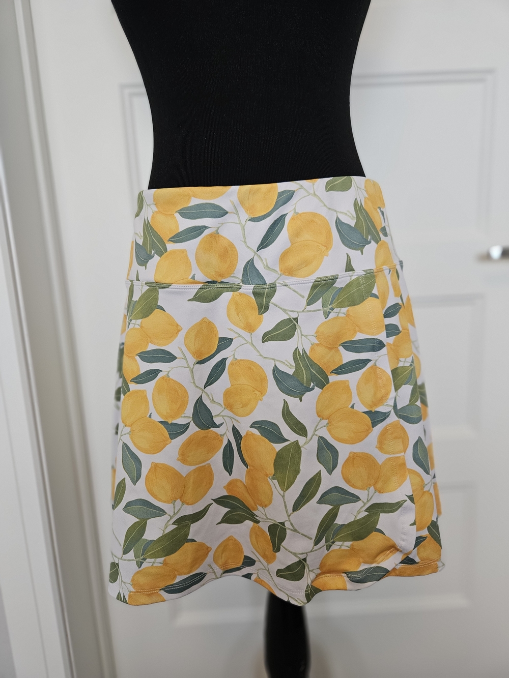 Yellow Lemon Print Sport A-Line Skirt With Built In Shorts